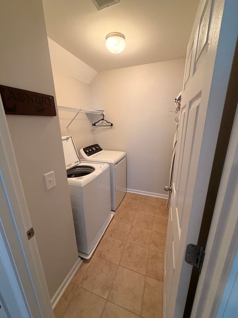 Moncks Corner House: 555 Crossland Drive