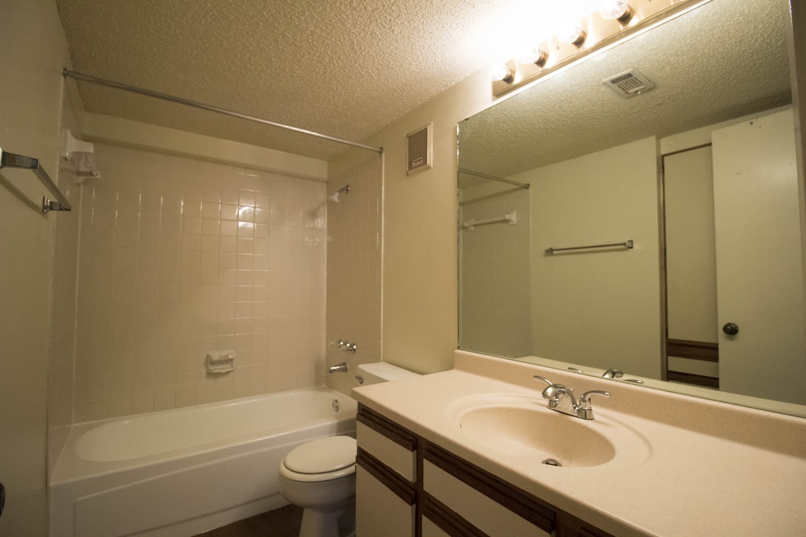 Denton Apartment: 218 North Texas Blvd.