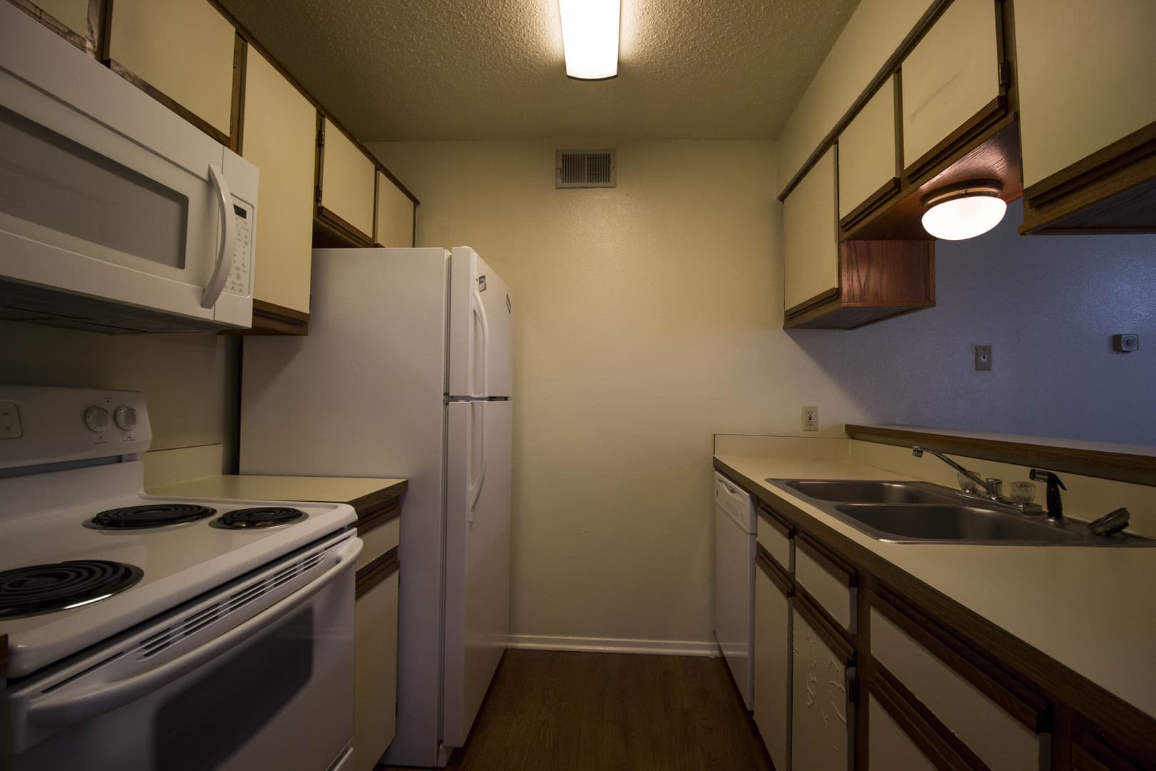 Denton Apartment: 218 North Texas Boulevard