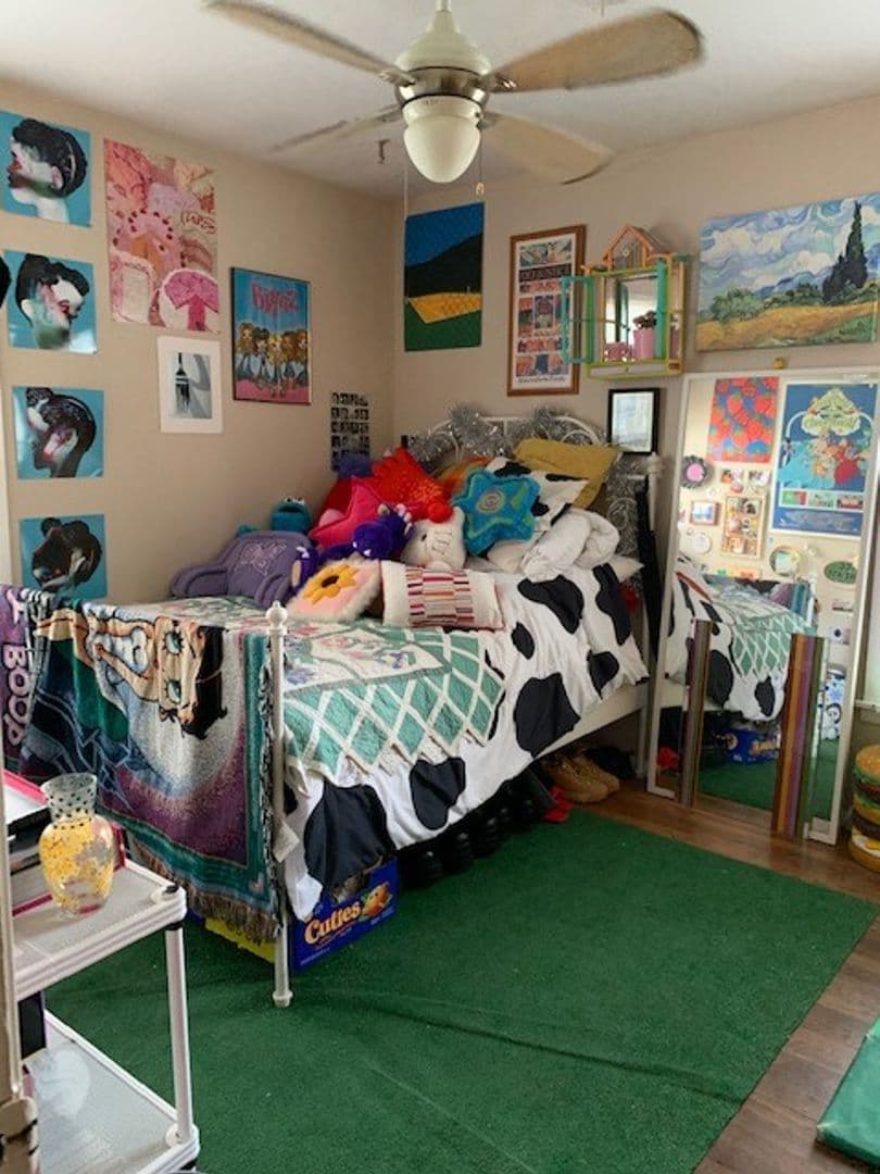Denton House: 1004 Crescent