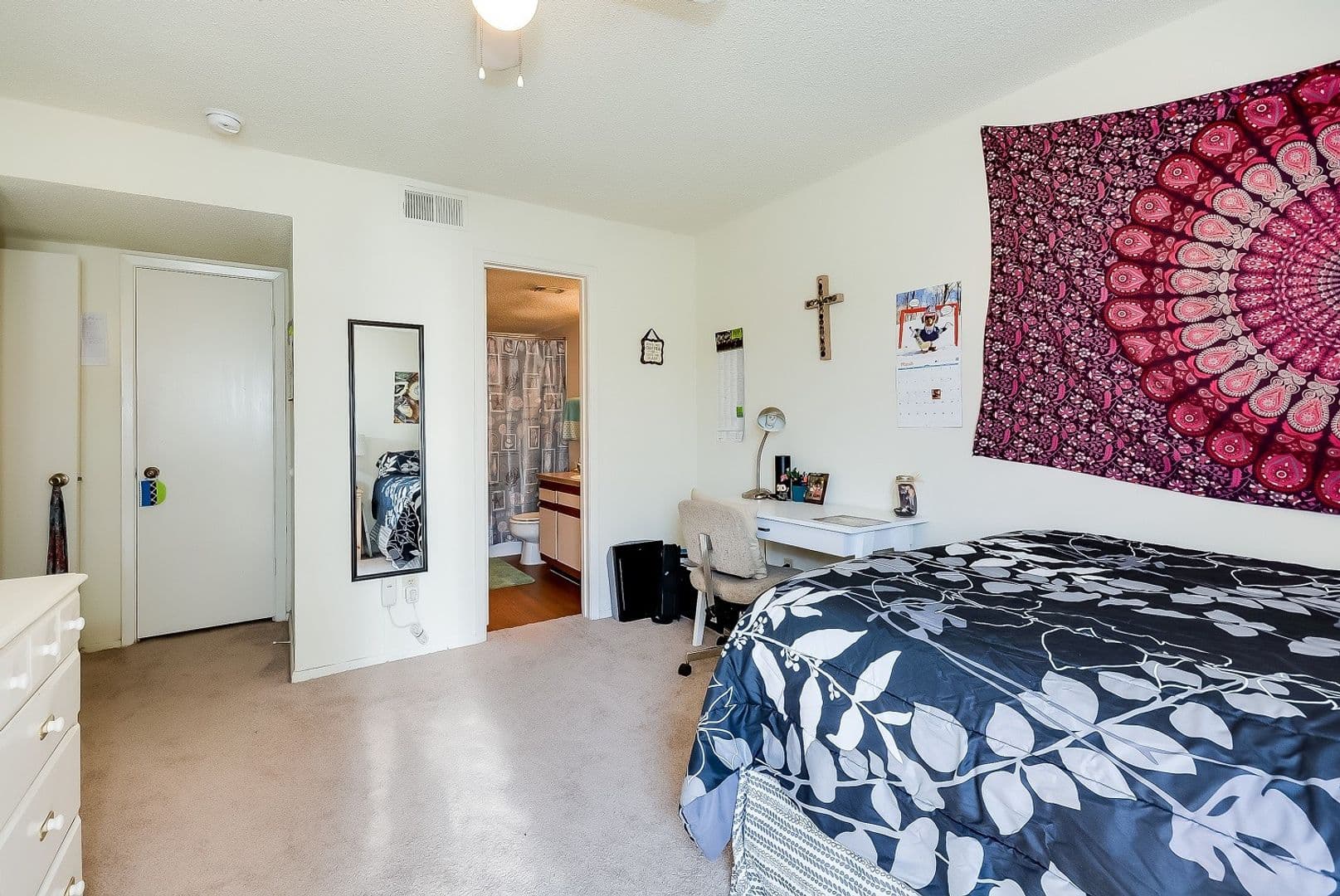 Denton Apartment: 218 North Texas Boulevard
