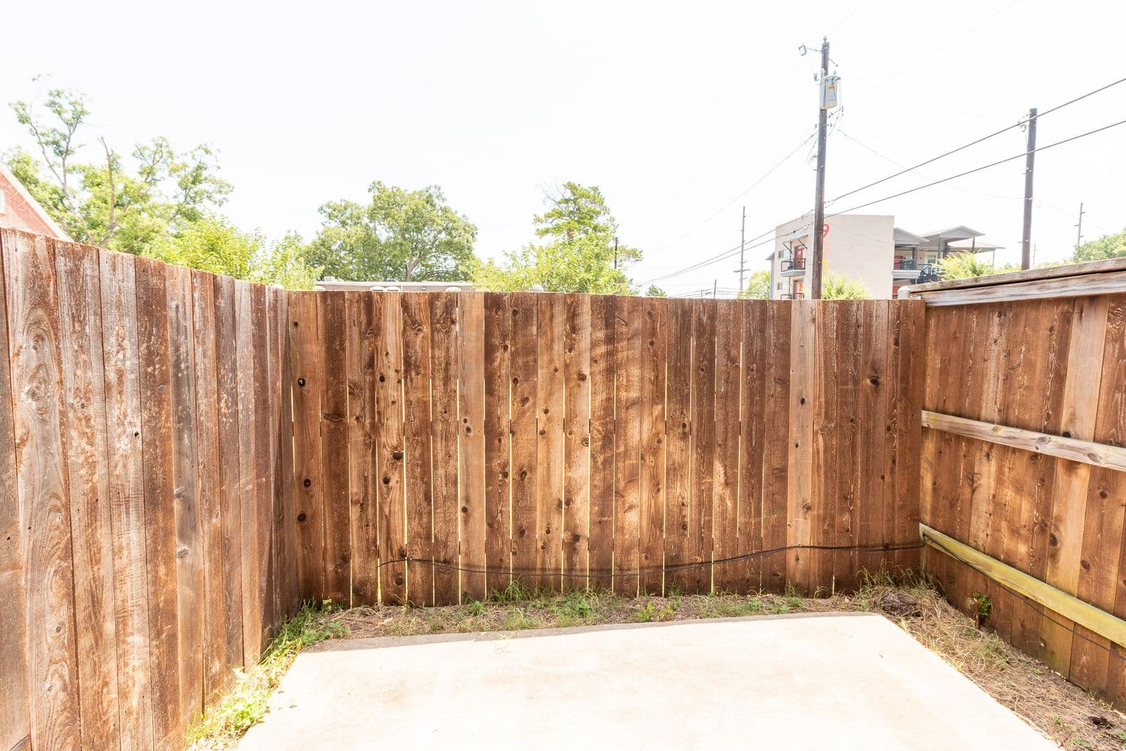 Denton Apartment: 922 Fannin Street
