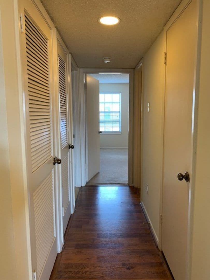 Denton Apartment: 218 North Texas Boulevard