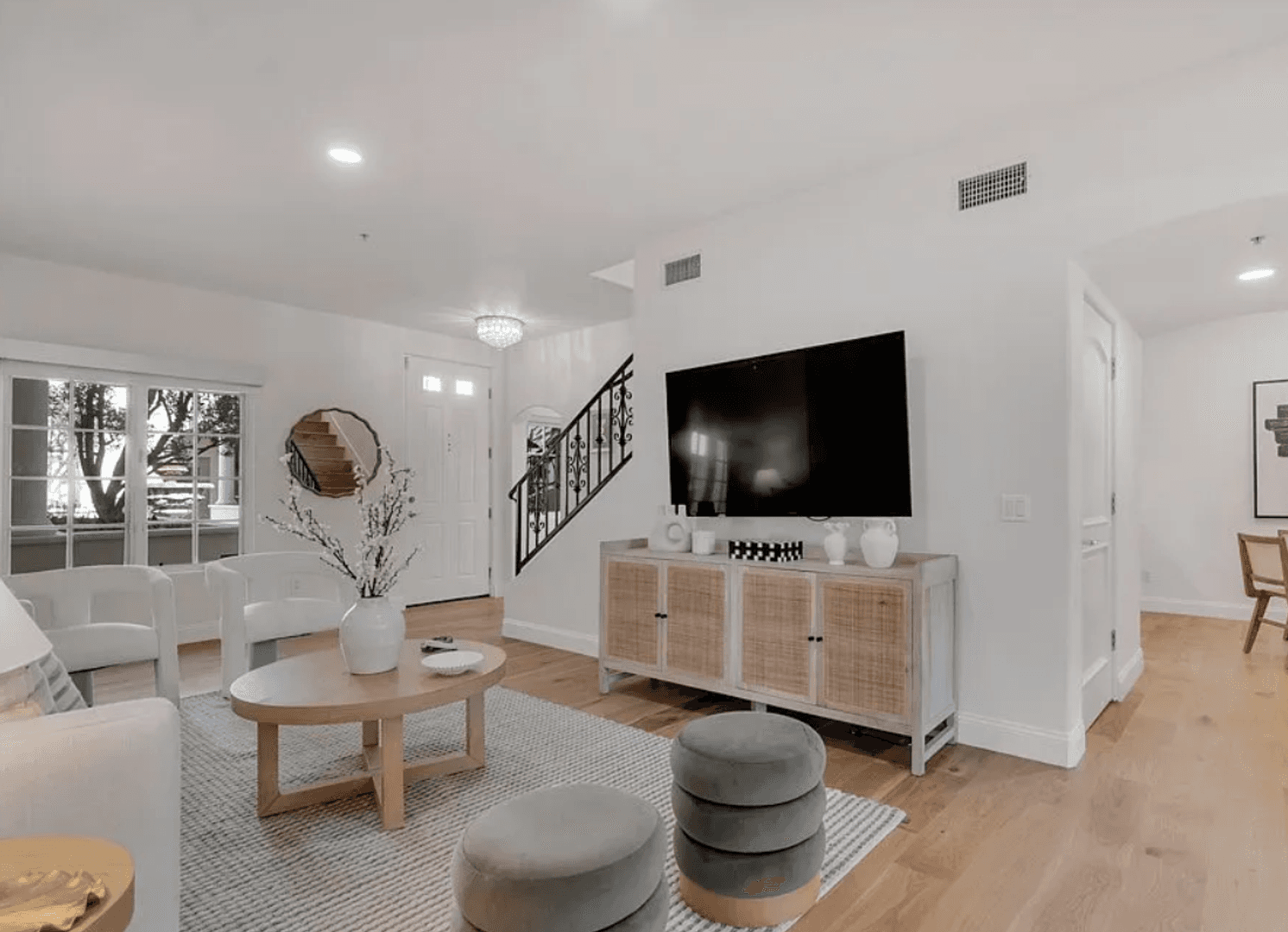 WEST HOLLYWOOD Condo: 851 N SAN VICENTE BLVD APT 128