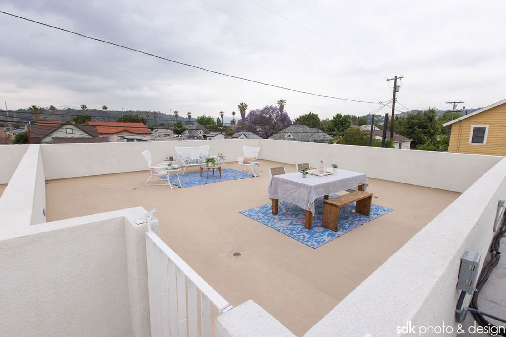 LOS ANGELES Apartment: 2807 GRIFFIN AVE