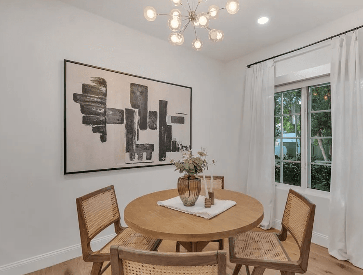 WEST HOLLYWOOD Condo: 851 N SAN VICENTE BLVD APT 128