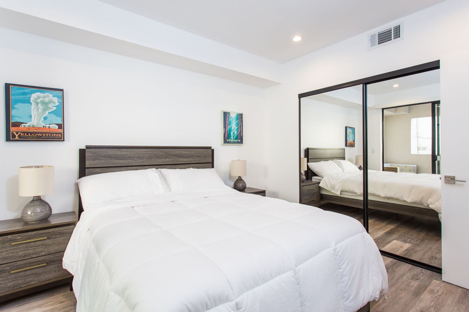 LOS ANGELES Apartment: 5012 S. SLAUSON AVENUE