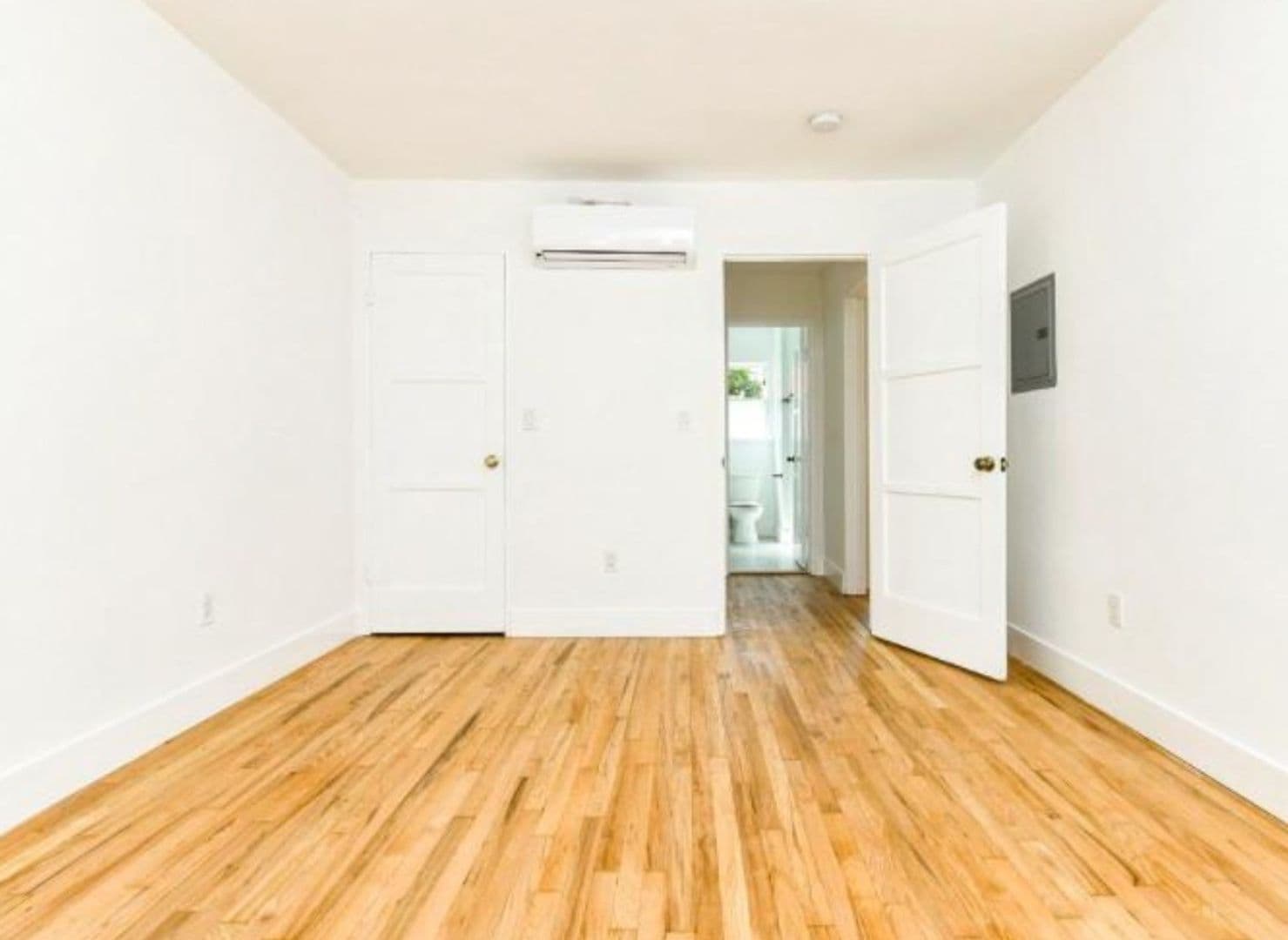 SANTA MONICA Apartment: 1132 & 1138 PRINCETON ST
