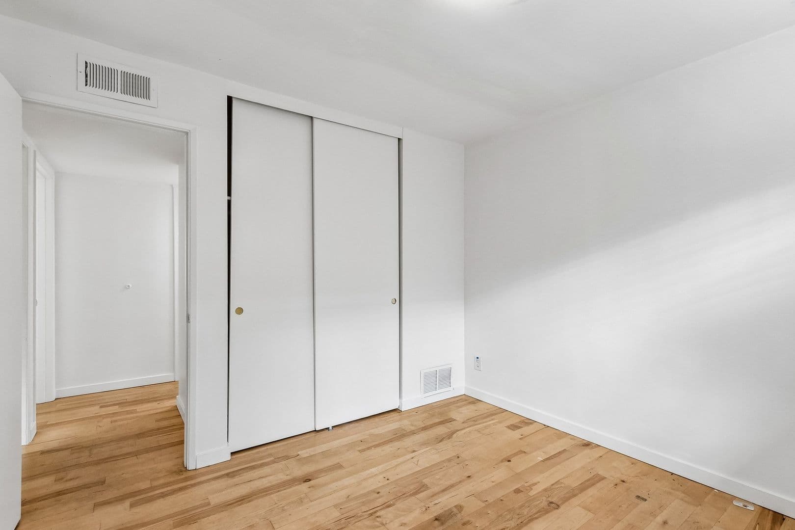 LOS ANGELES Apartment: 1314 MALTMAN AVE