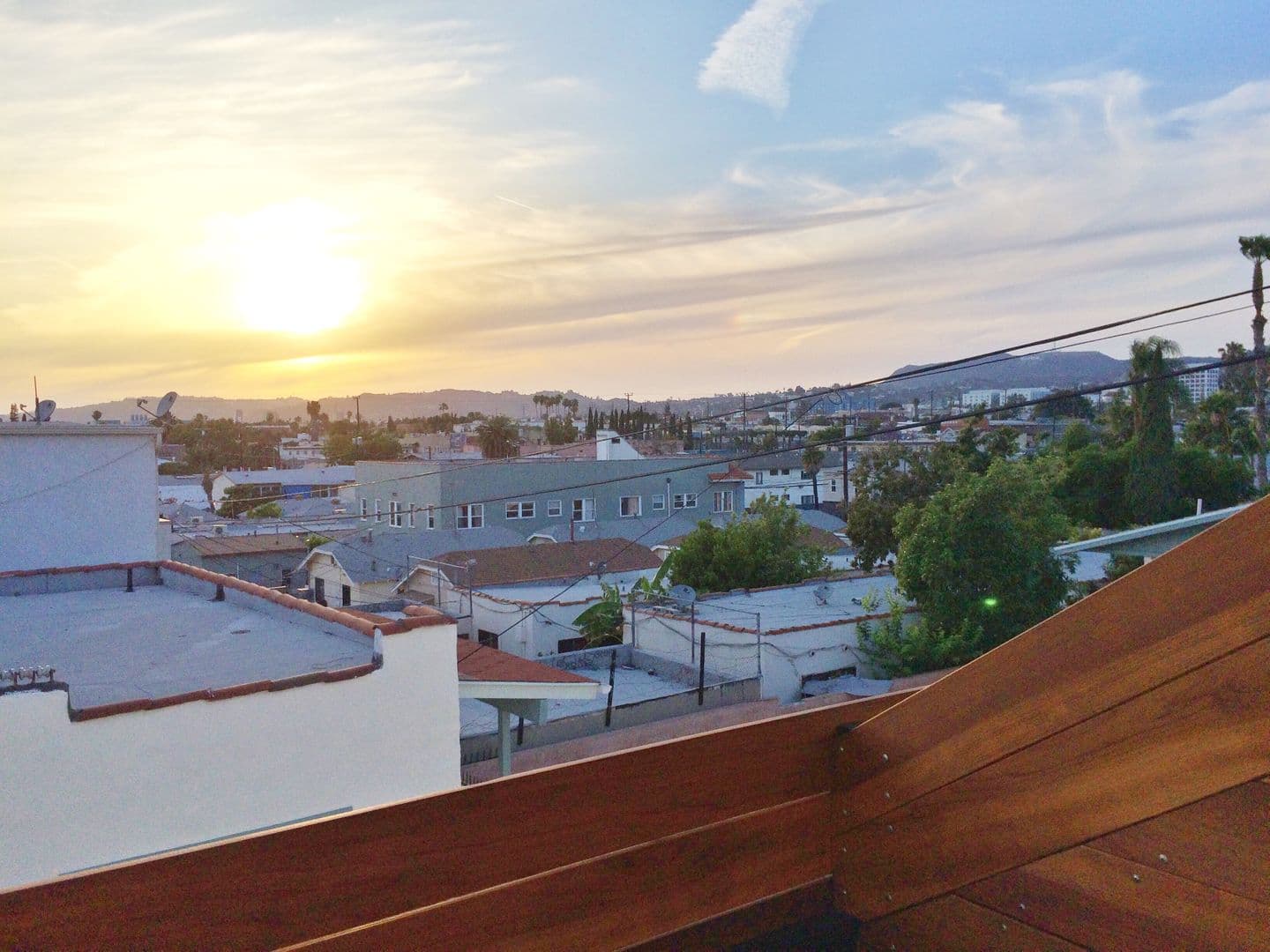 LOS ANGELES Apartment: 865 N. HOOVER ST.