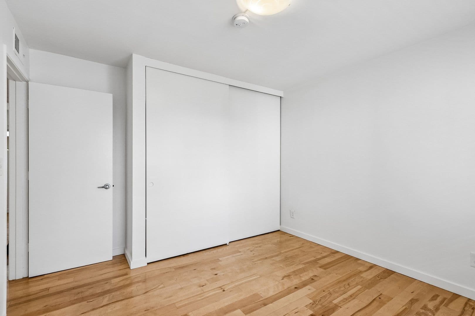 LOS ANGELES Apartment: 1314 MALTMAN AVE