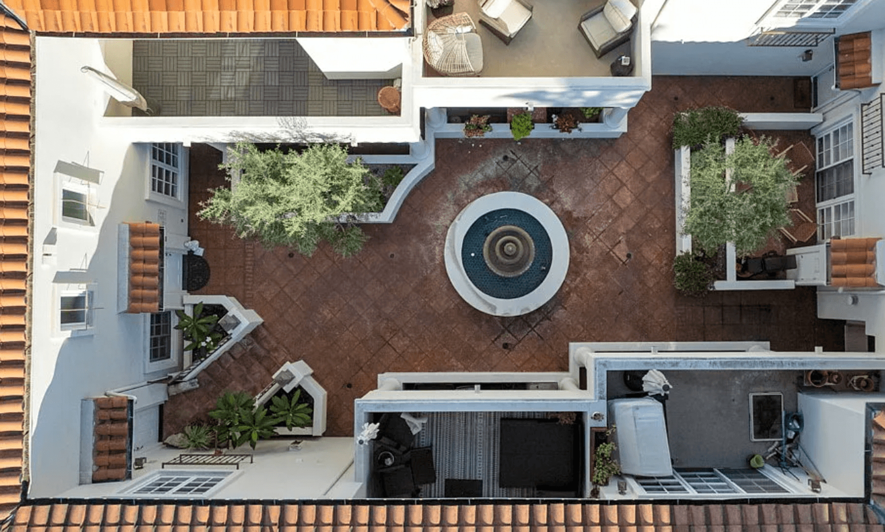 WEST HOLLYWOOD Condo: 851 N SAN VICENTE BLVD APT 128