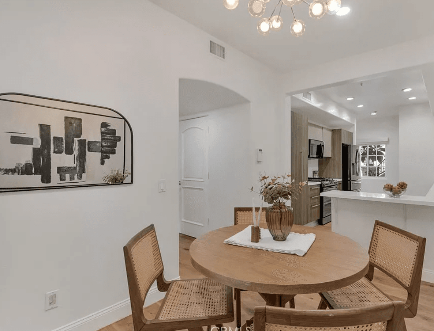 WEST HOLLYWOOD Condo: 851 N SAN VICENTE BLVD APT 128