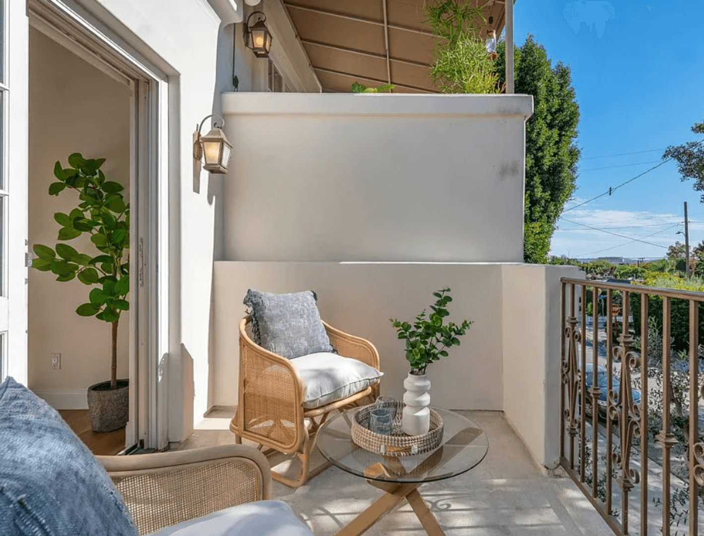 WEST HOLLYWOOD Condo: 851 N SAN VICENTE BLVD APT 128