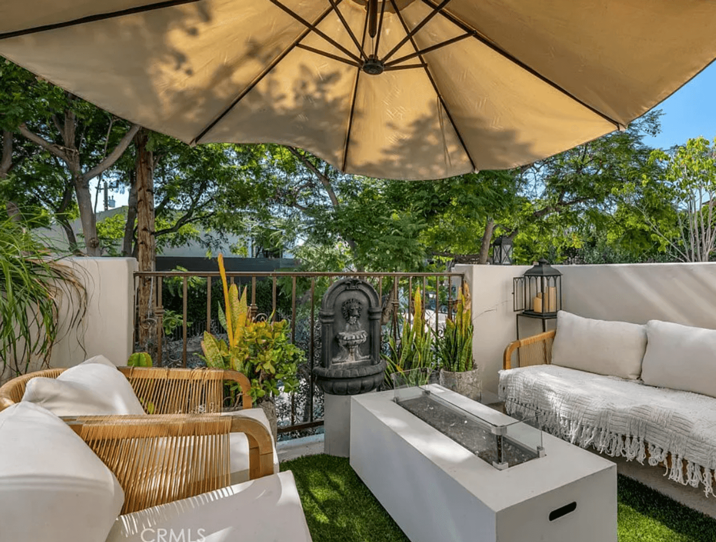 WEST HOLLYWOOD Condo: 851 N SAN VICENTE BLVD APT 128