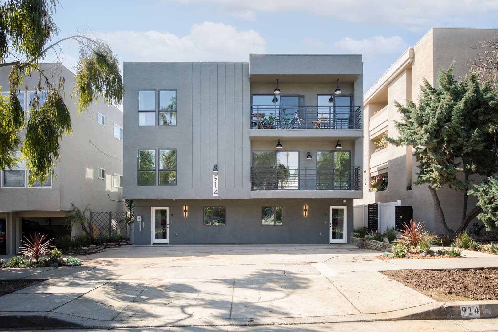 SANTA MONICA Apartment: 914 7TH STREET