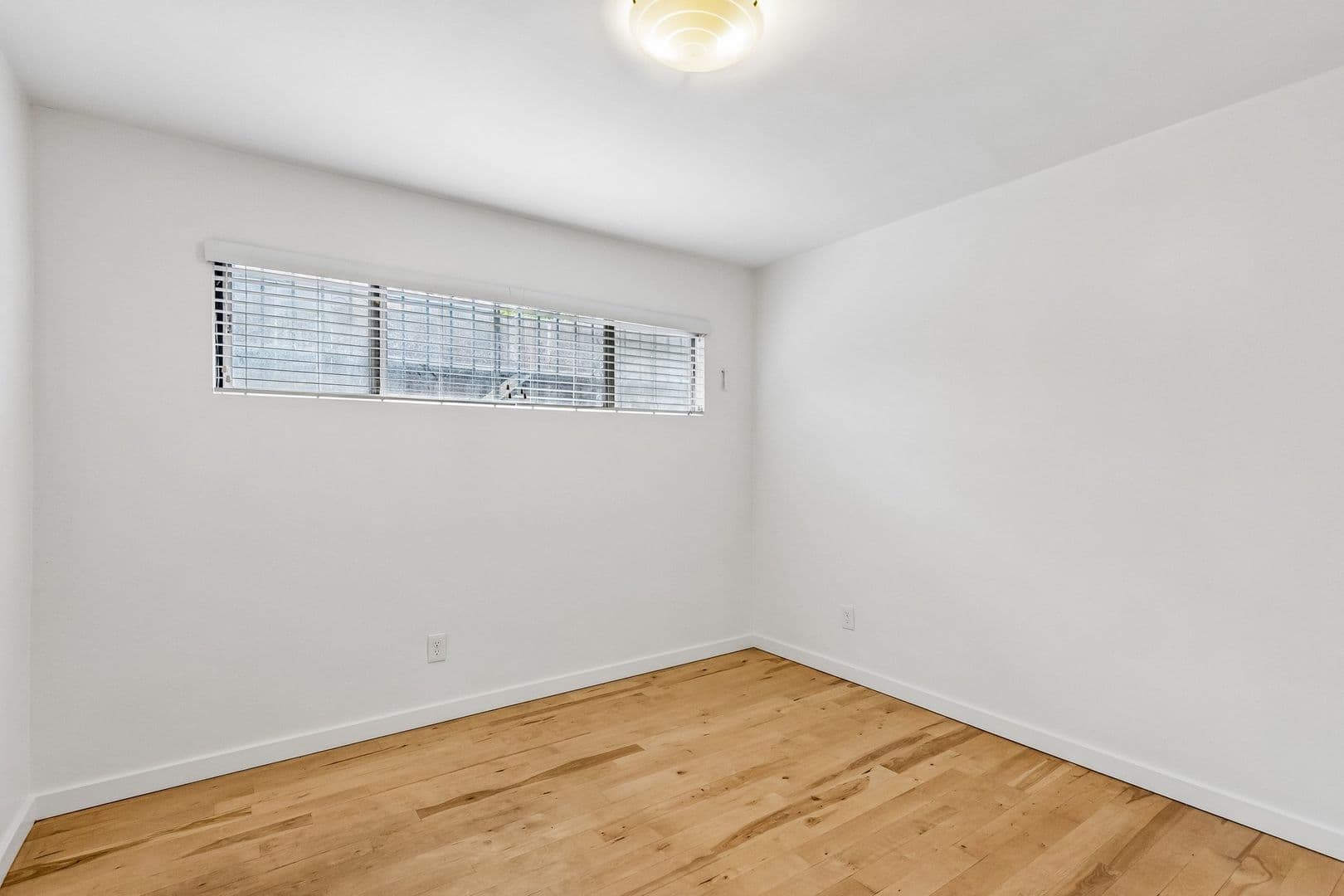 LOS ANGELES Apartment: 1314 MALTMAN AVE