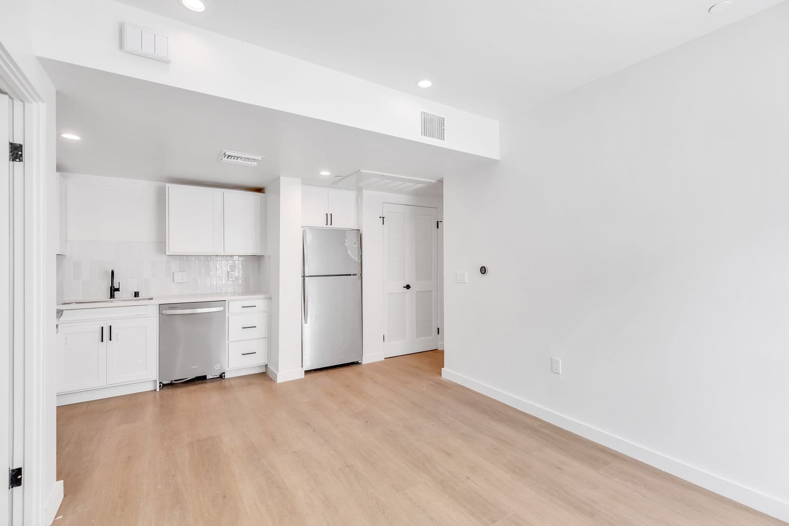 SANTA MONICA Apartment: 1132 & 1138 PRINCETON ST