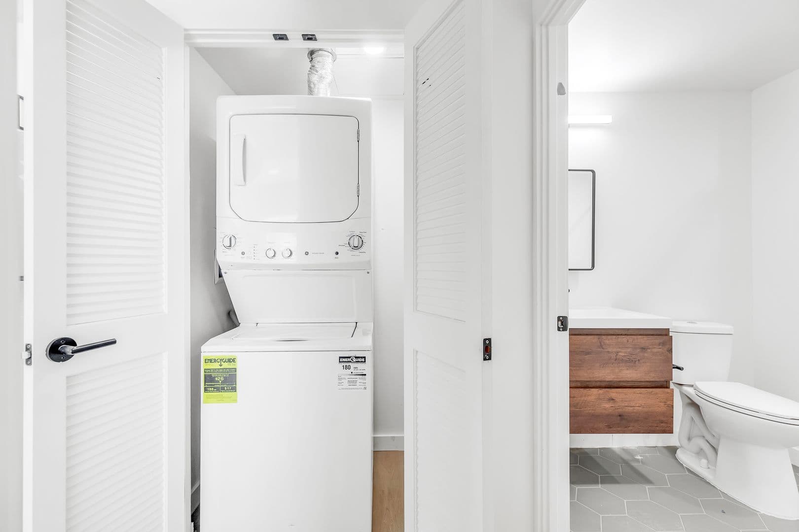 SANTA MONICA Apartment: 1132 & 1138 PRINCETON ST