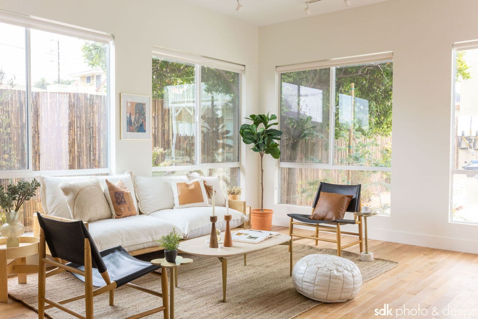 LOS ANGELES Apartment: 2807 GRIFFIN AVE