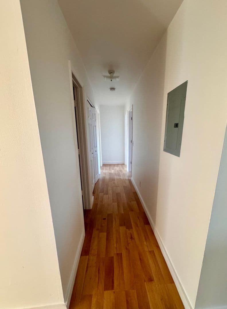 Largo Apartment: 13300 Walsingham Rd