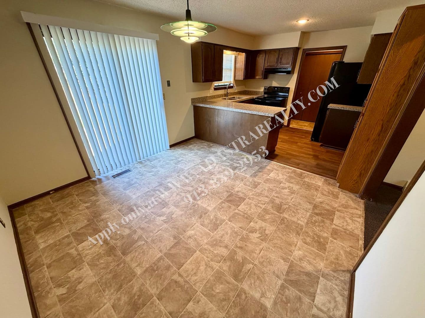 Overland Park House: 6650 W 150th St,