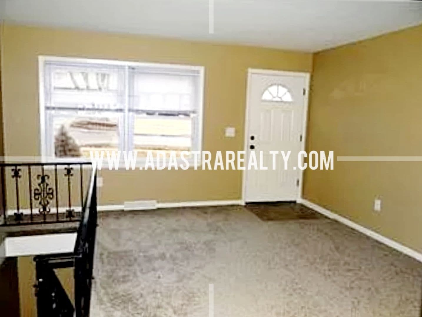 Kansas City House: 3305 E 107th Ter,