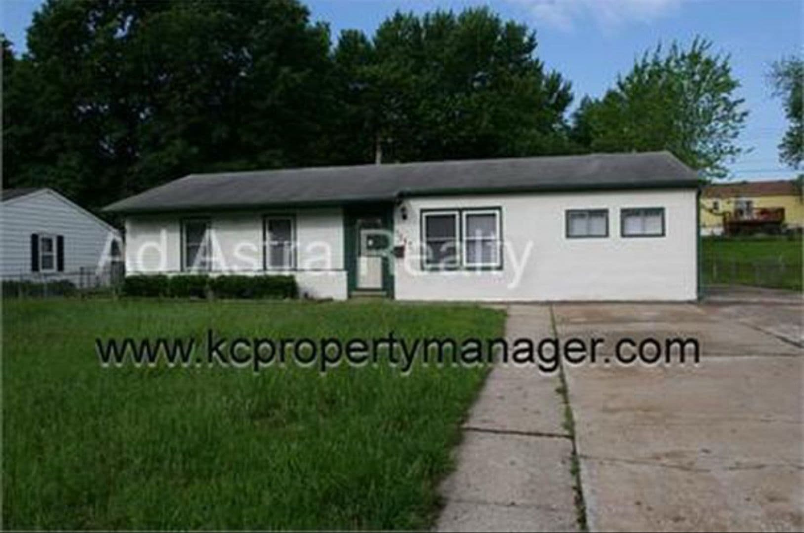 Independence House: 1112 N Indian Ln,