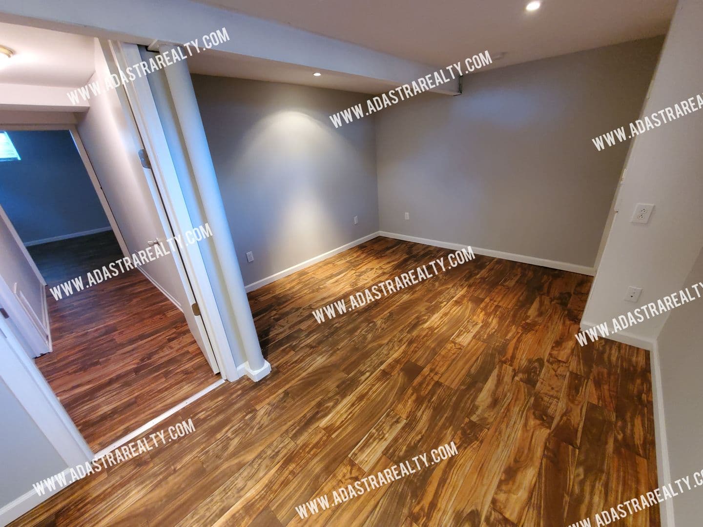 Prairie Village House: 4825 W 75th St,