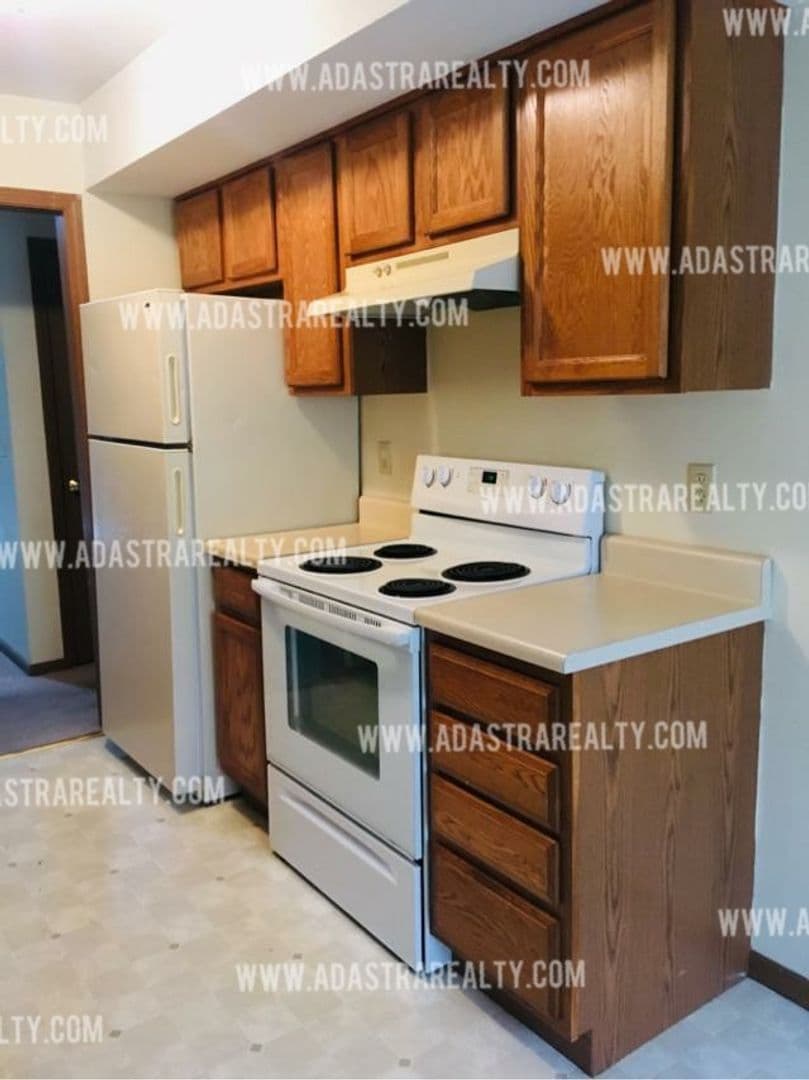 Platte City House: 2527 Bent Oak Ct,