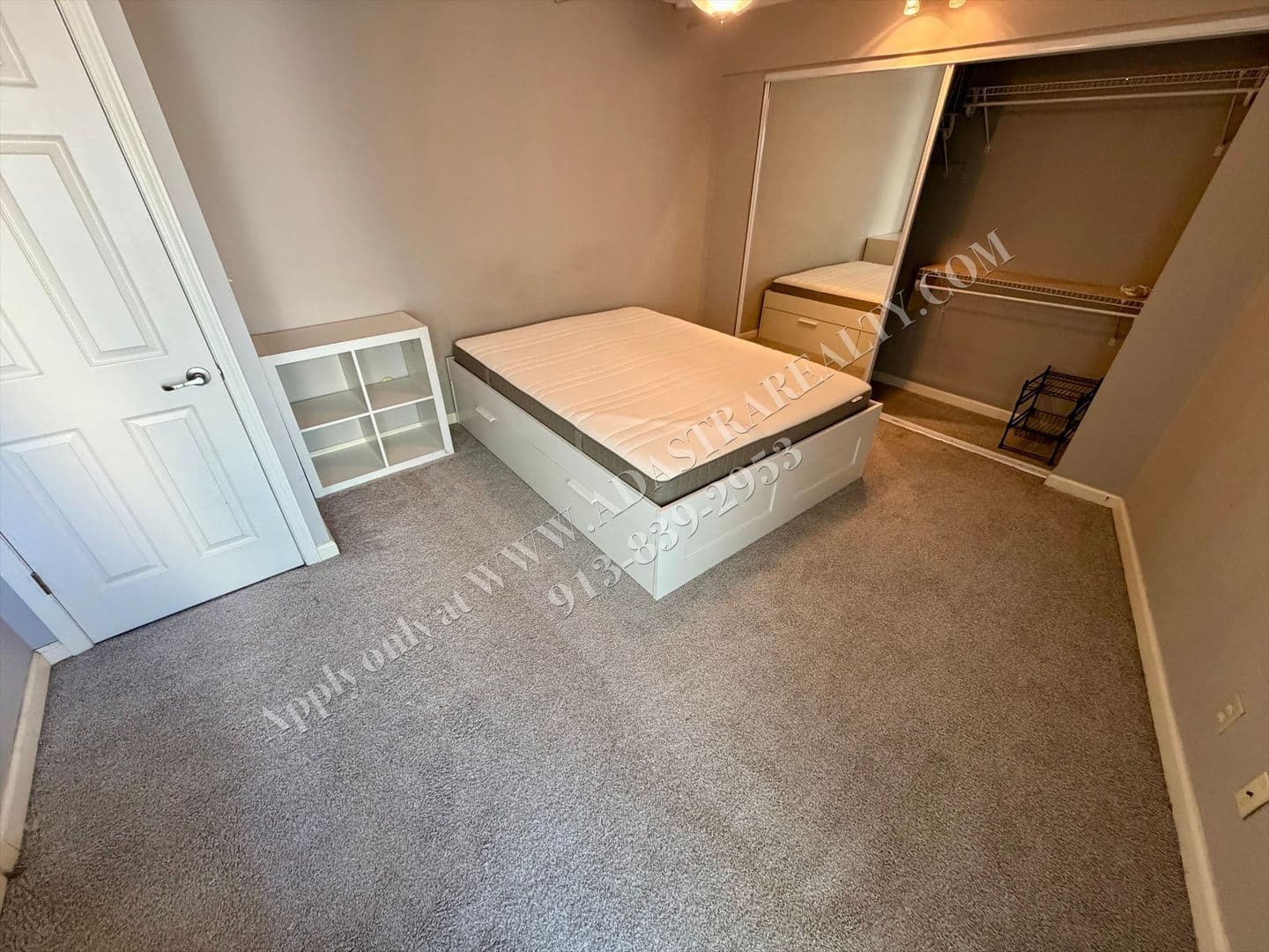 Kansas City House: 3838 Rainbow Blvd,