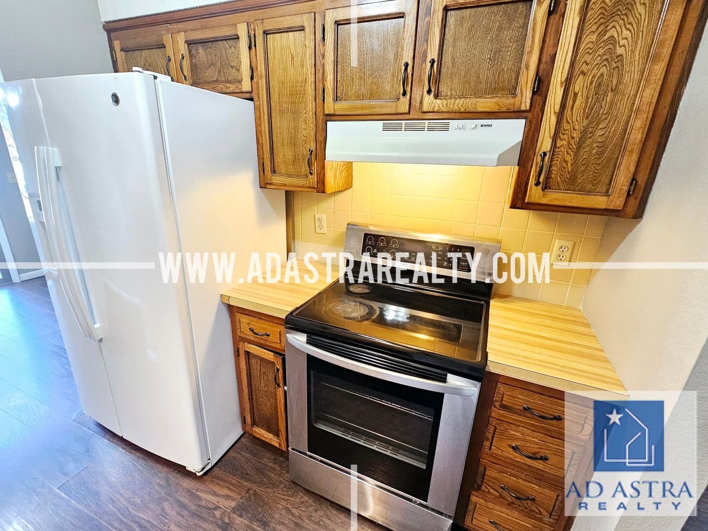 Olathe House: 1316 E 123rd Ter,