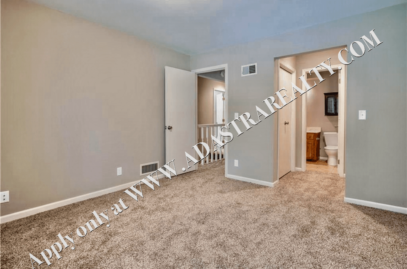 Overland Park House: 10620 W 115th St,