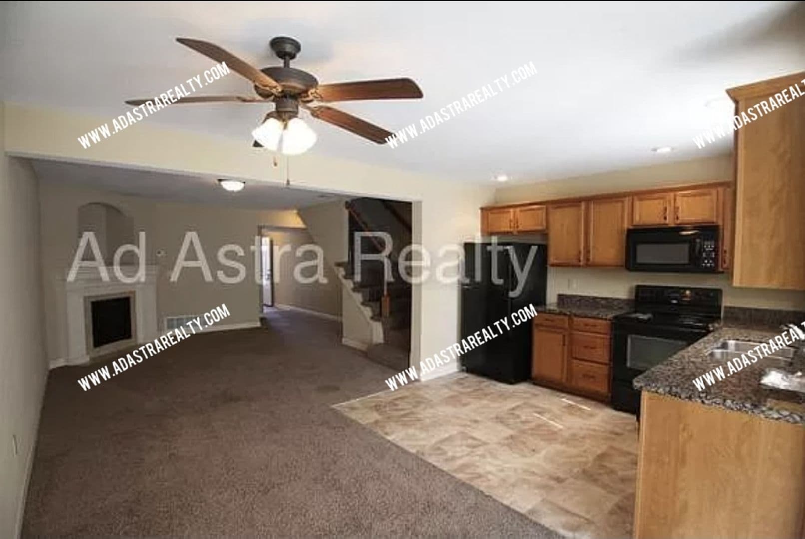 Platte City House: 13755 Post Oak Ln,