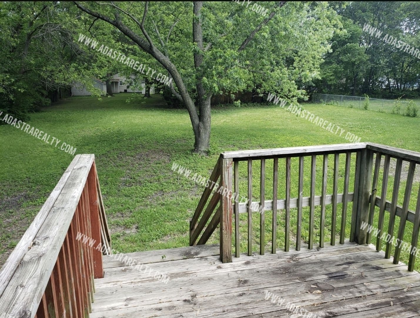 Olathe Apartment: 120 S Julia St,