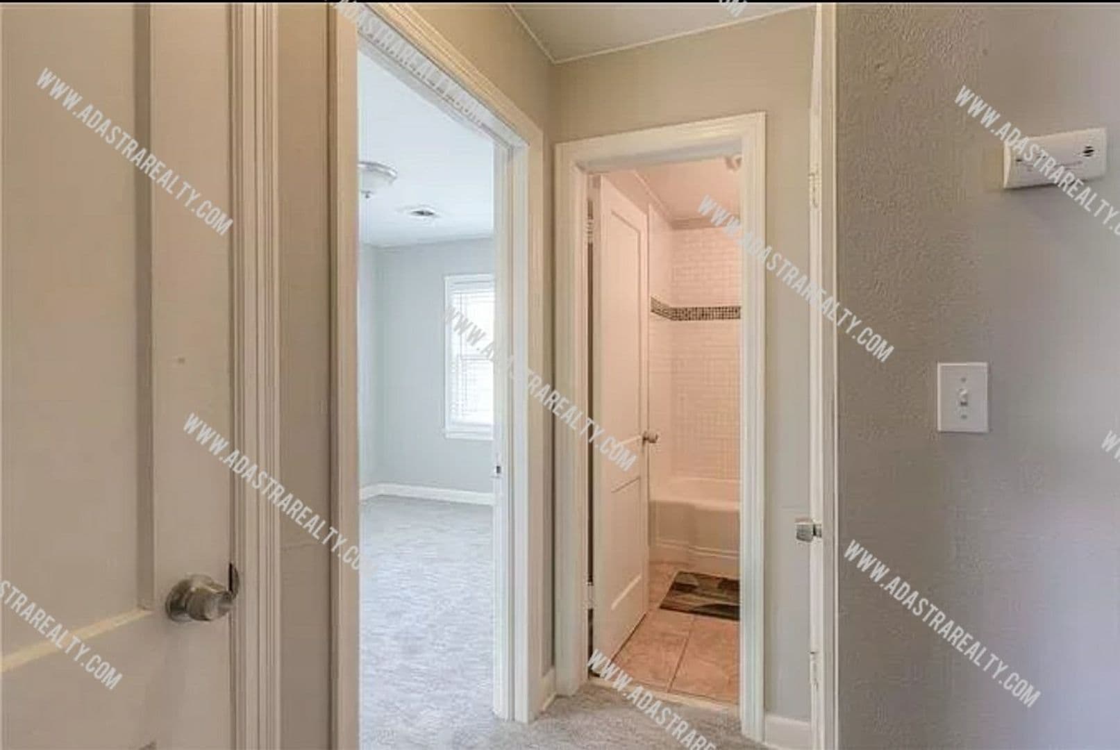 Roeland Park House: 4818 Mission Rd,