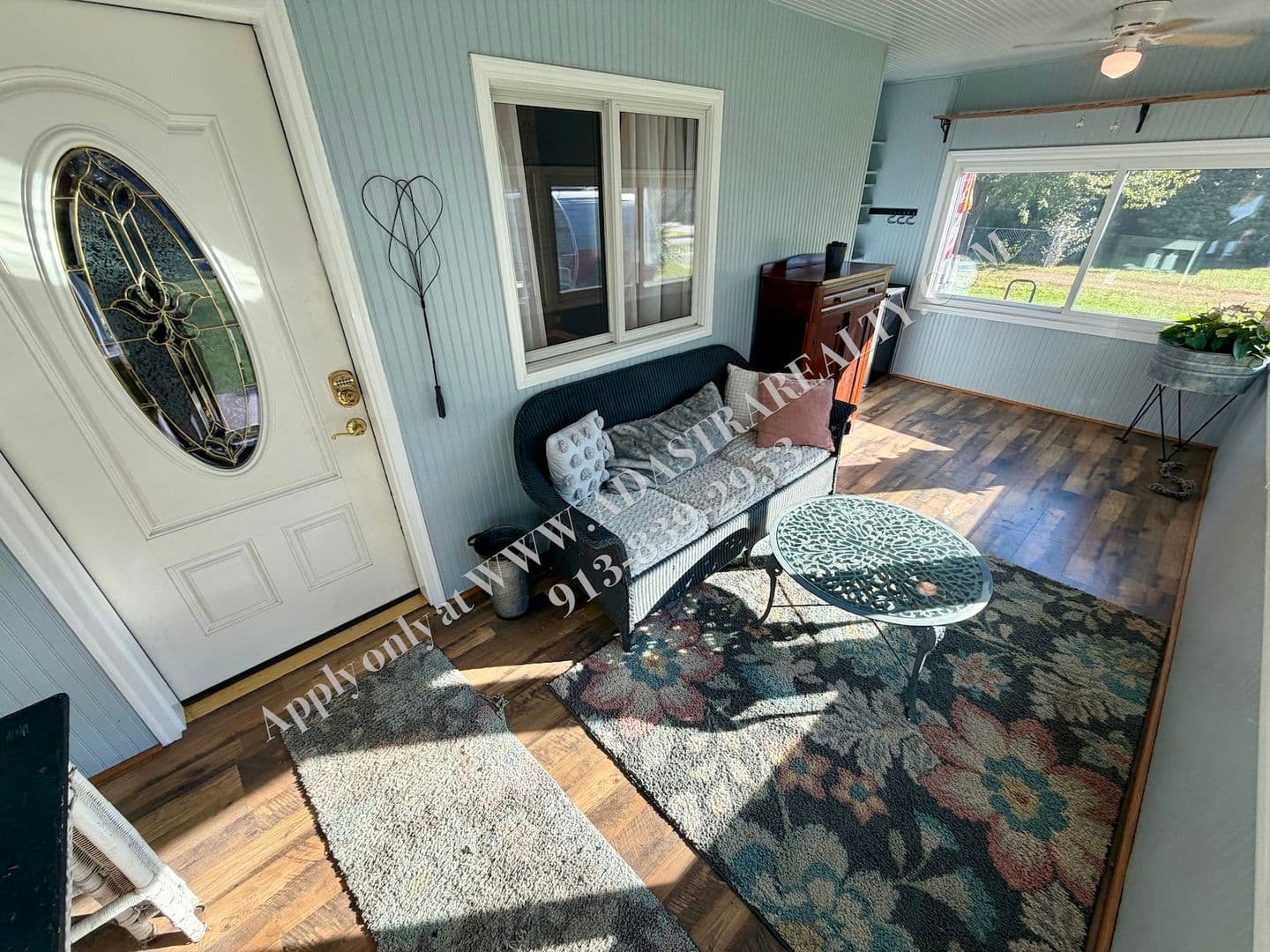 Spring Hill House: 204 E Nichols St.