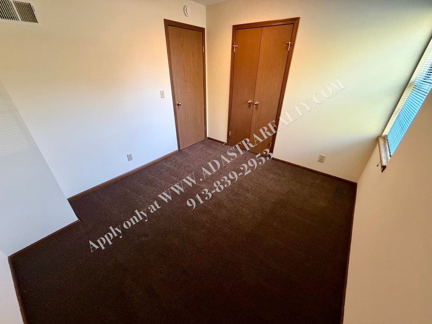 Overland Park House: 6650 W 150th St,