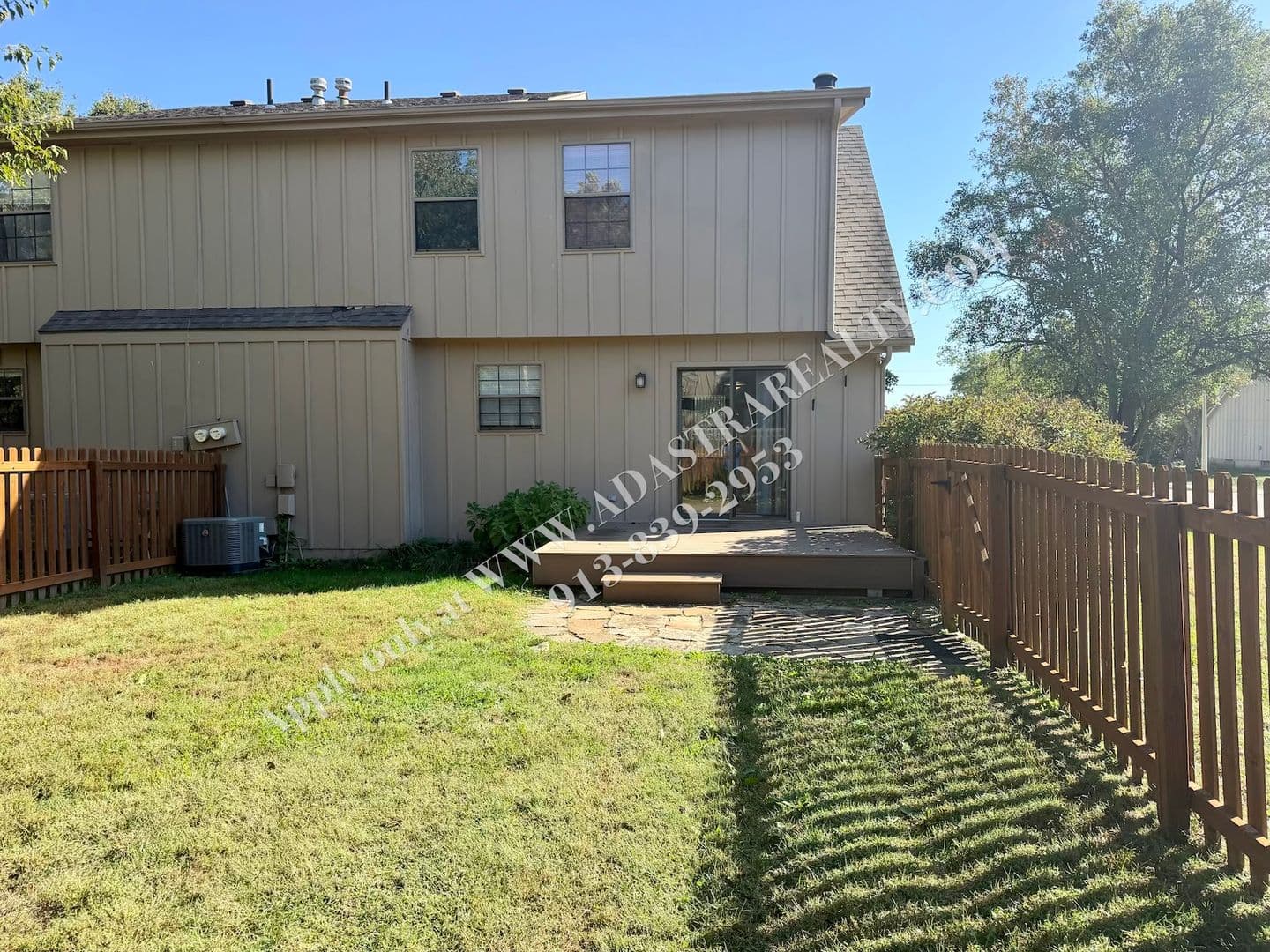 Overland Park House: 6650 W 150th St,