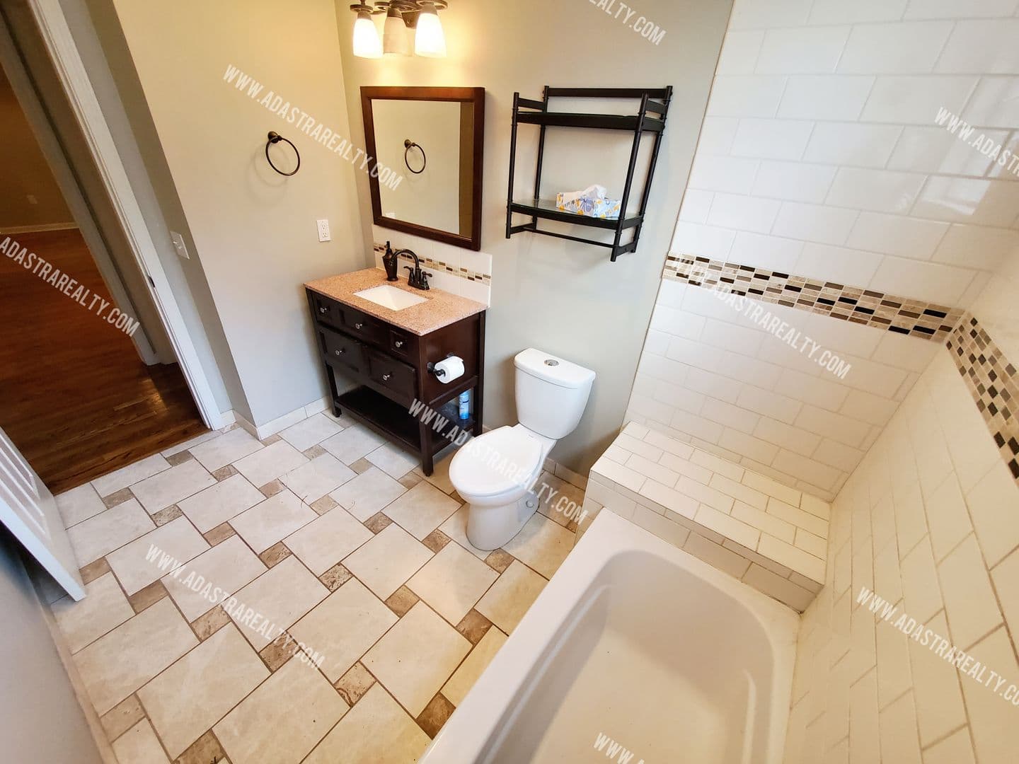 Mission House: 5428 Maple St,