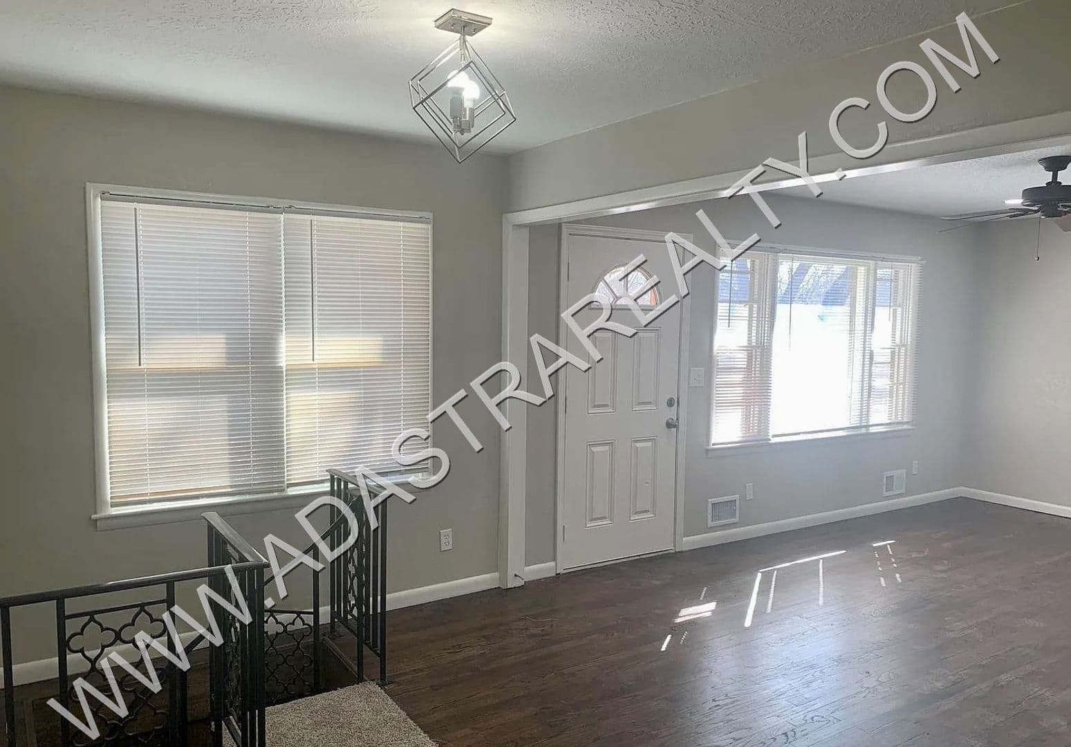 Raytown House: 6200 Northern Ave,