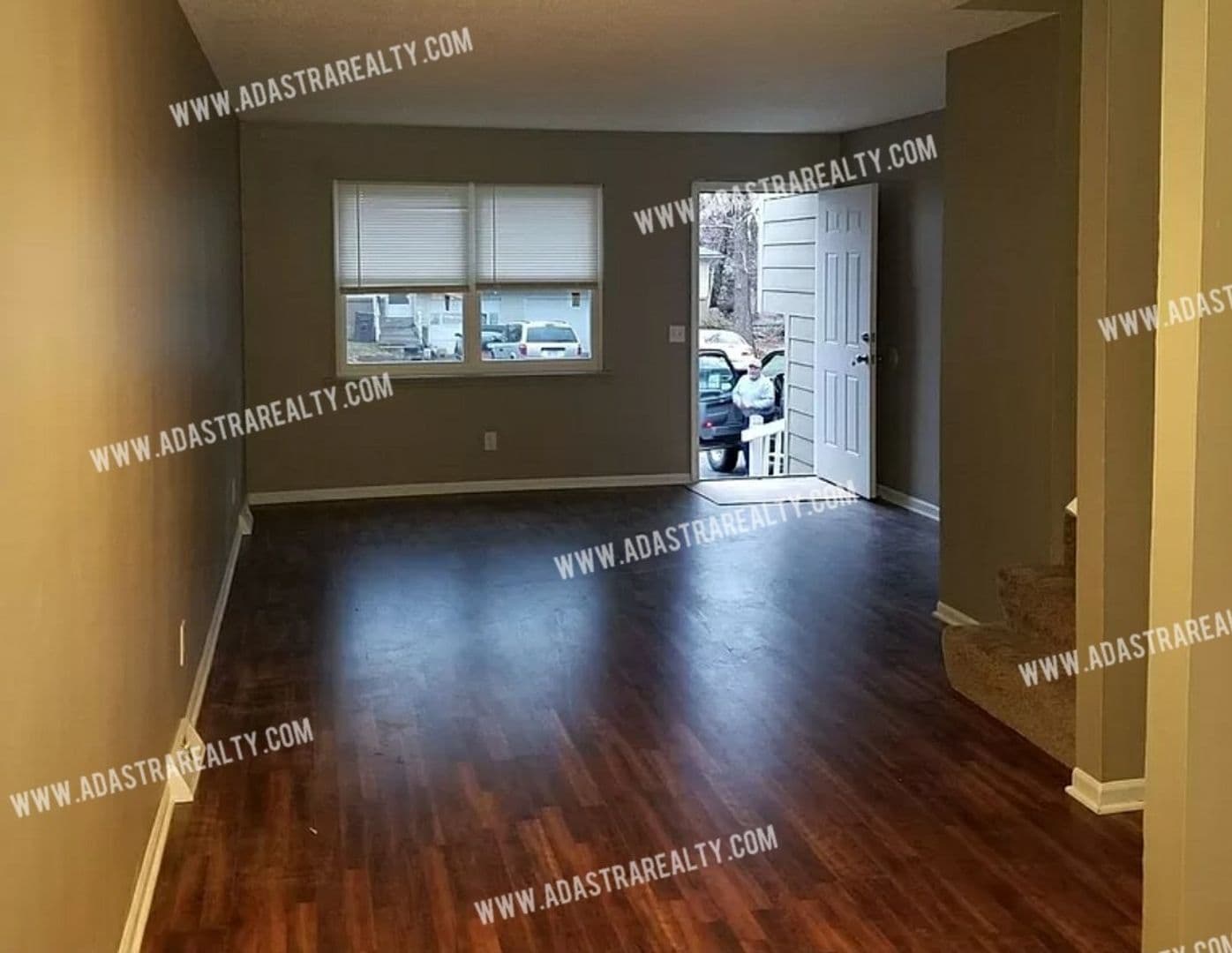Olathe House: 1516 E Elizabeth St,