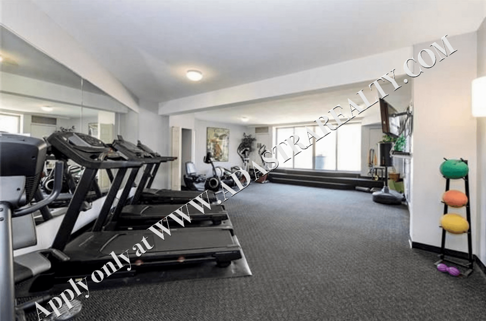 Kansas City House: 3838 Rainbow Blvd,