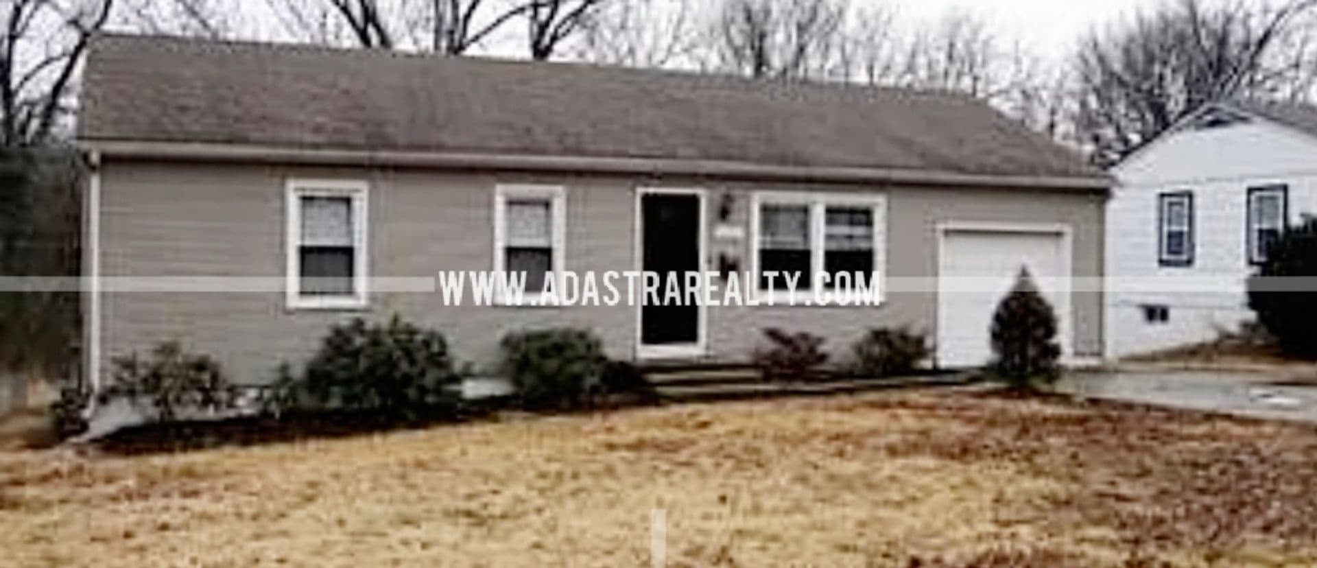 Kansas City House: 3305 E 107th Ter,