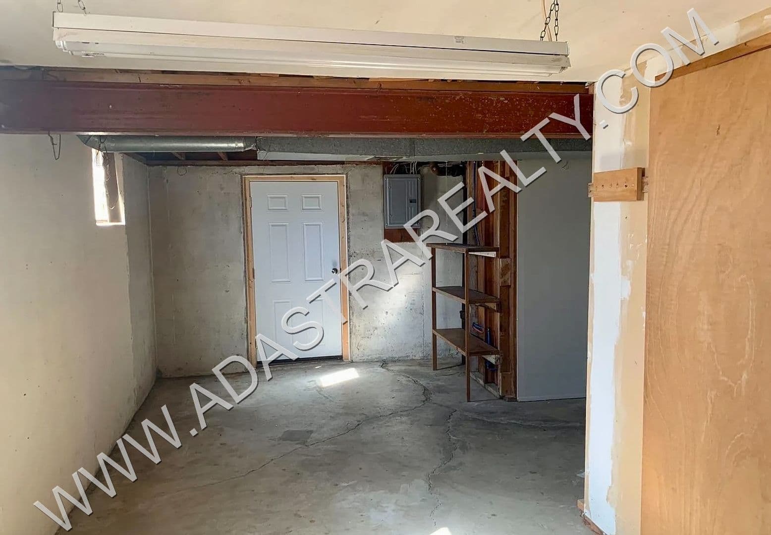 Raytown House: 6200 Northern Ave,