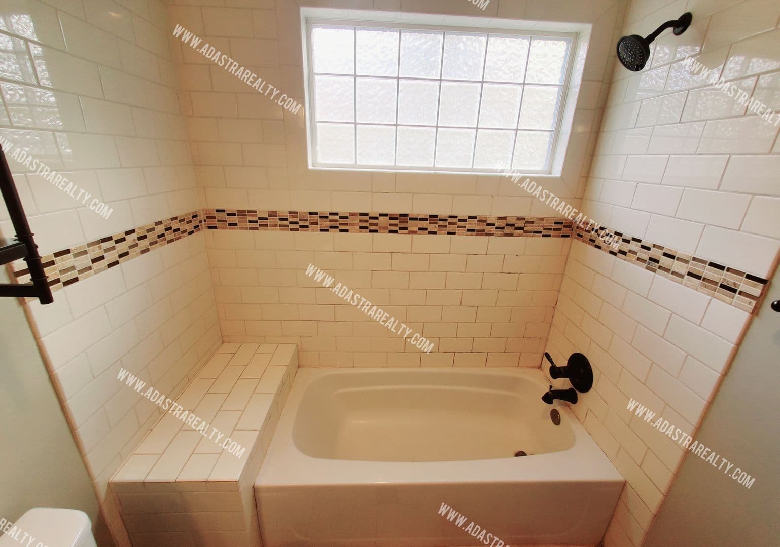 Mission House: 5428 Maple St,