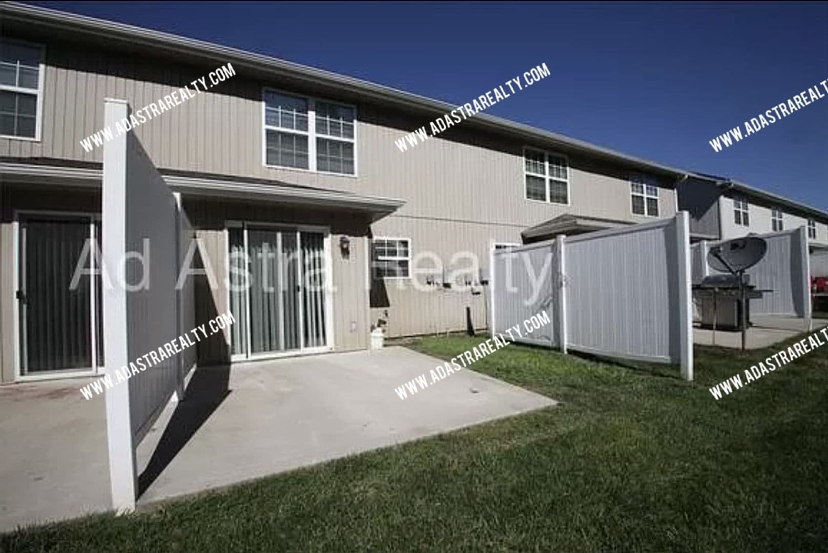Platte City House: 13755 Post Oak Ln,