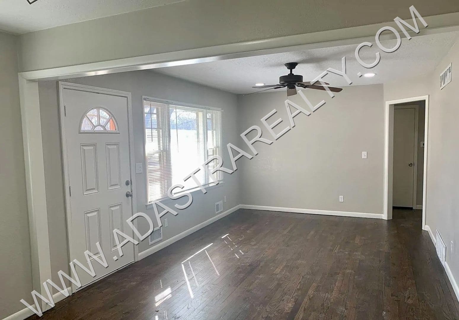 Raytown House: 6200 Northern Ave,