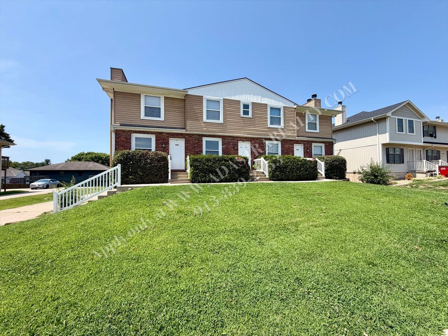 Blue Springs Apartment: 2101 SW 8th St,