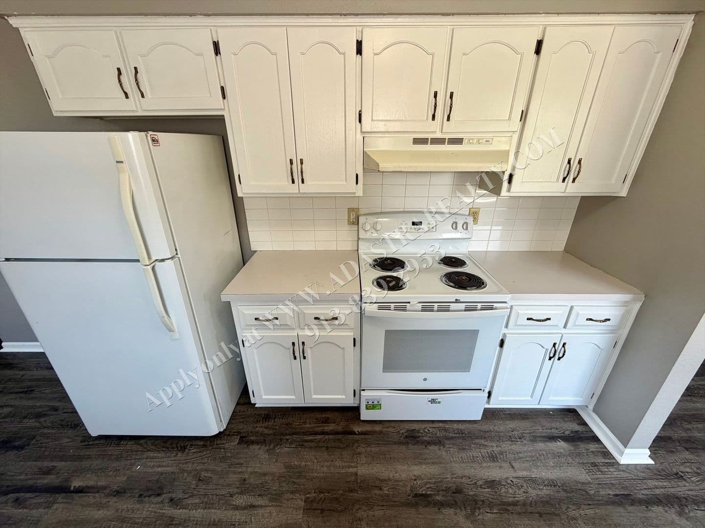 Blue Springs Apartment: 2101 SW 8th St,